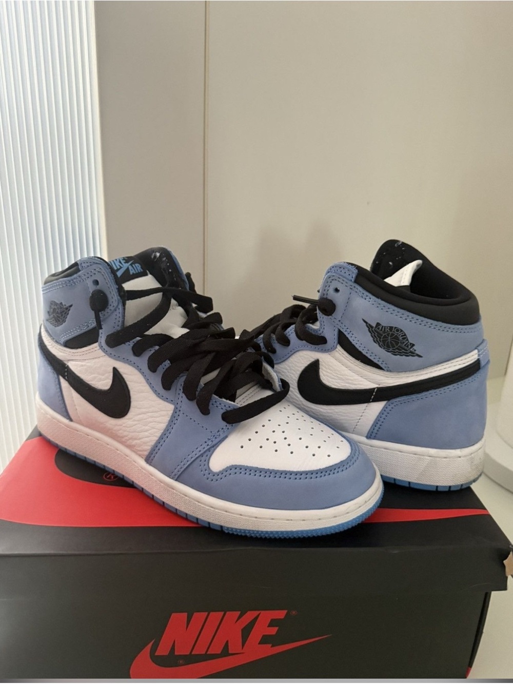 Jordan 1 University Blue